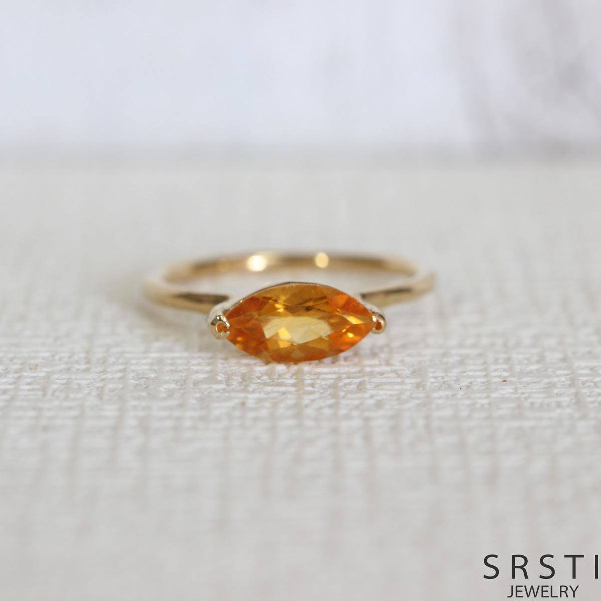 Citrin Marquise Leaf Ring