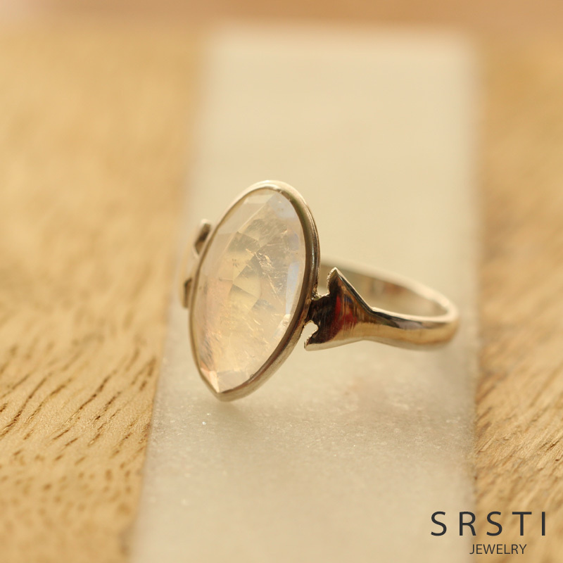 ainbow moonstone sv925 silver ring