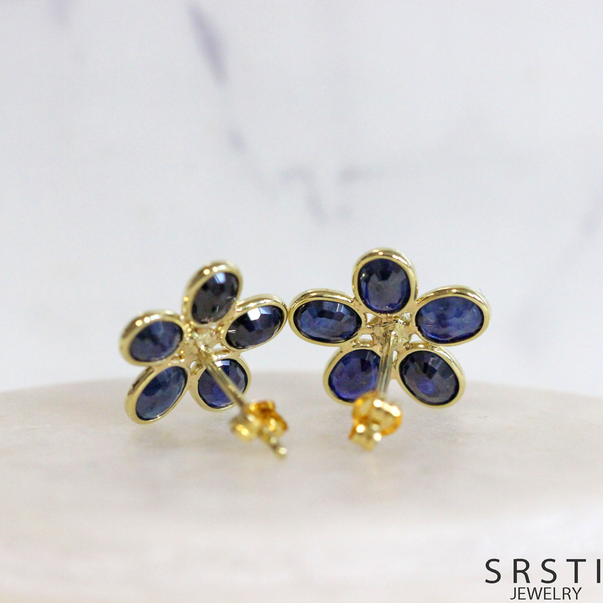 ndigo Blue Sapphire K18 Gold Flower Earring