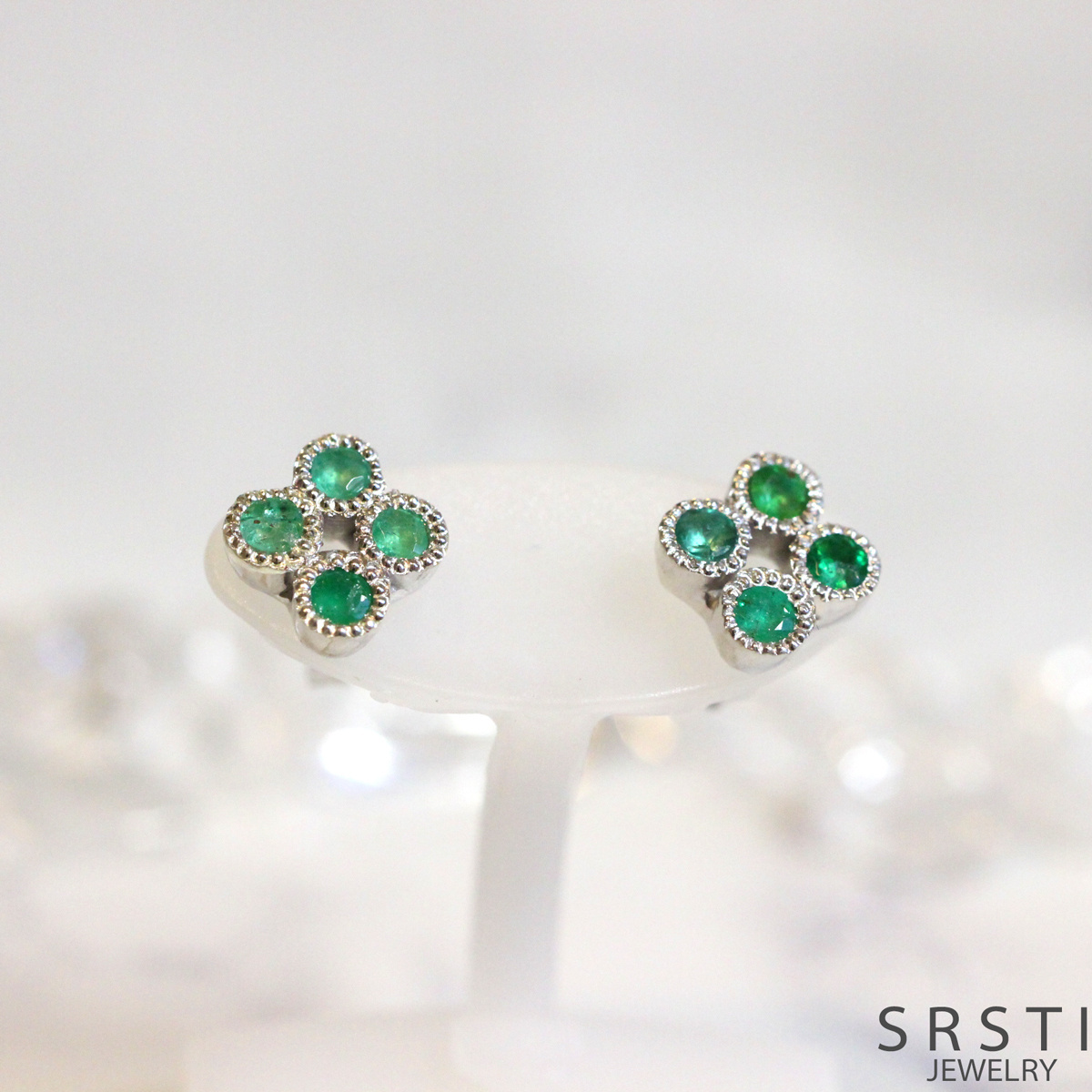Emerald Clover sv925 Earring